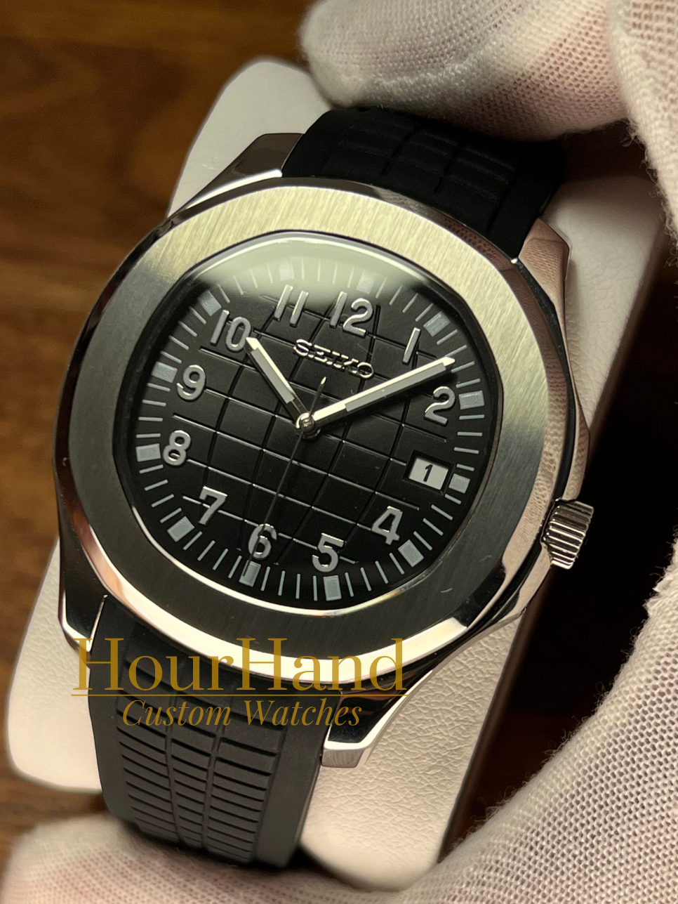 Seikonaut | Black