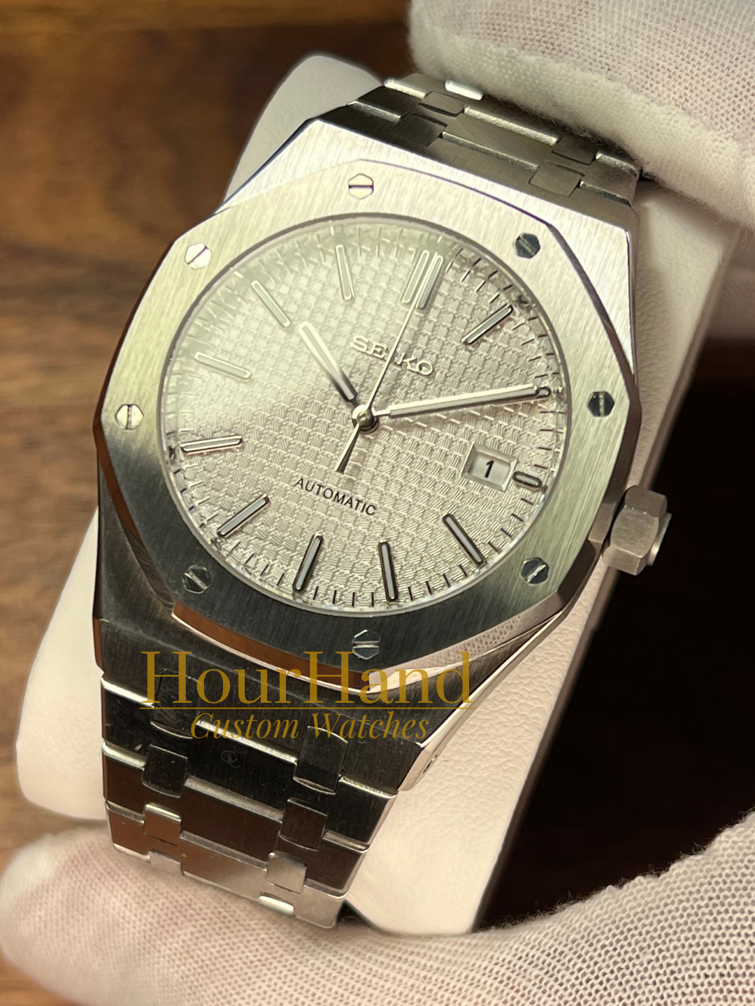Royal Seikoak | White