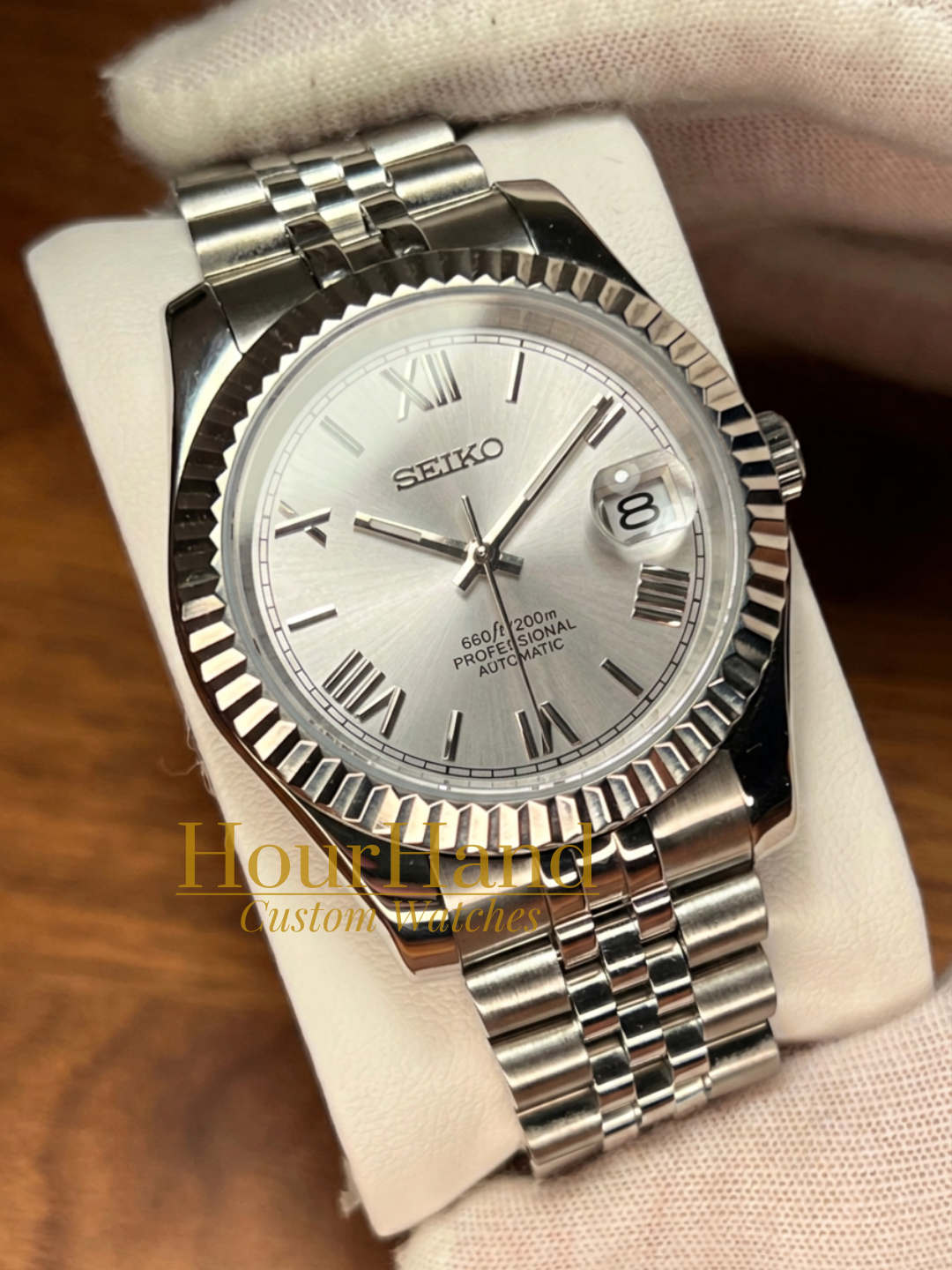 Seikojust | Vit Roman