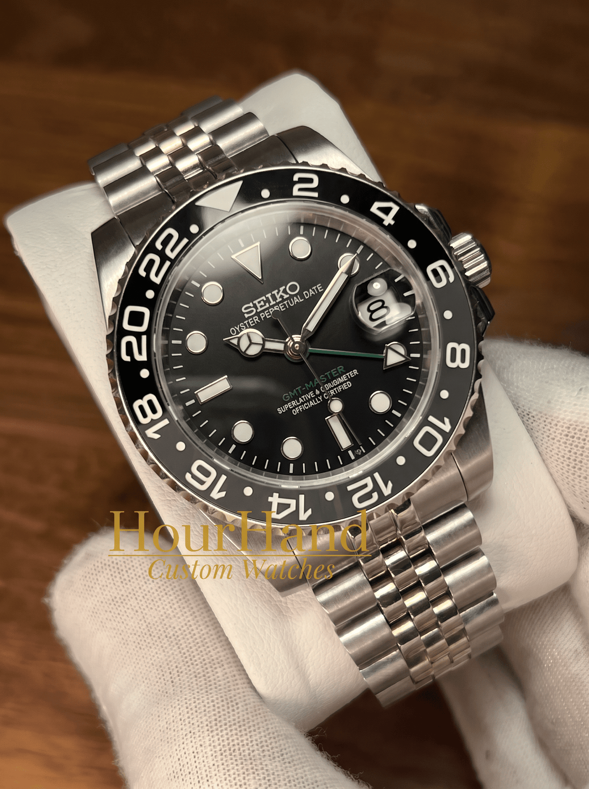 GMTeiko | Bruce Wayne - HourHand Watches