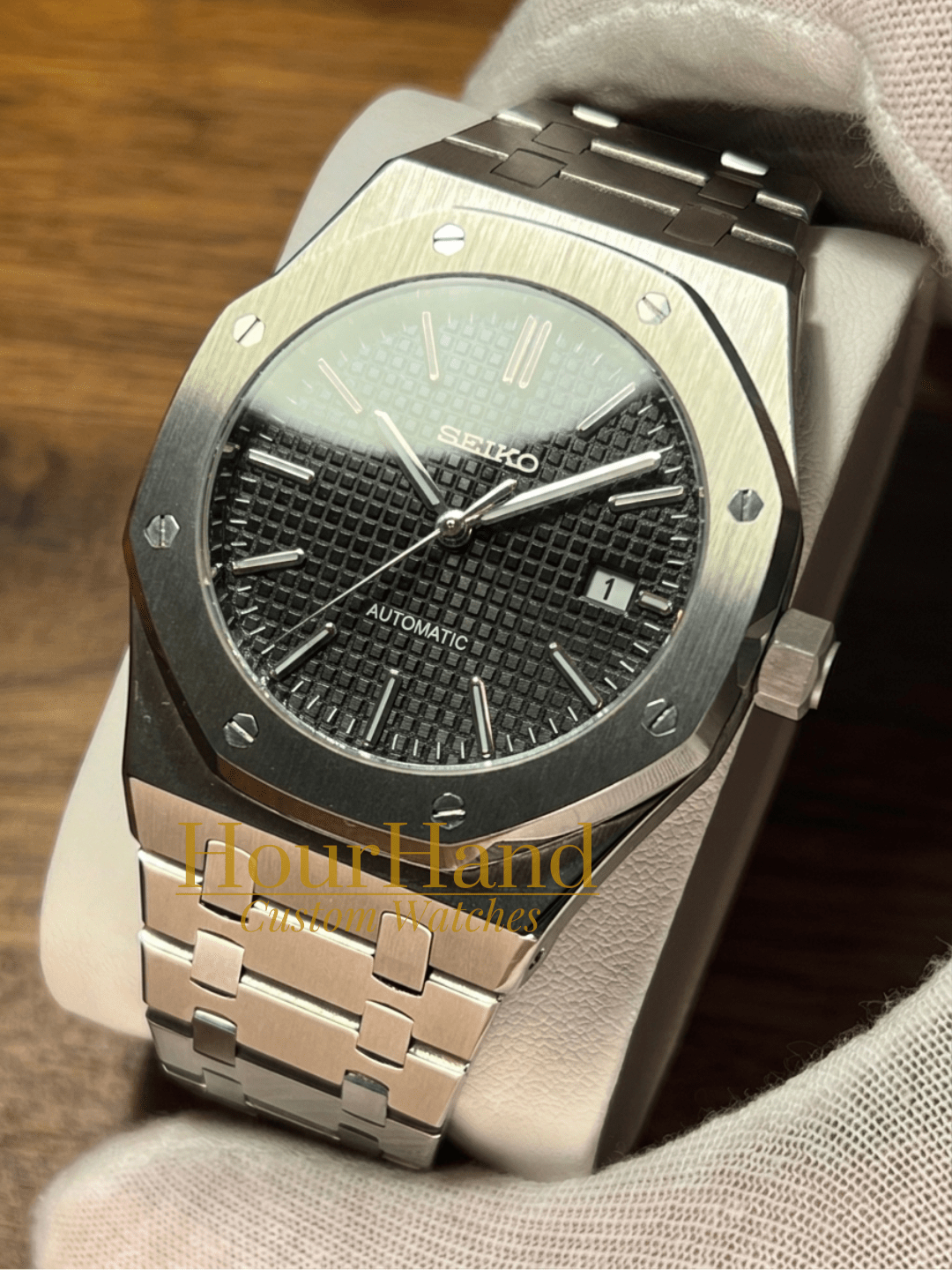 Royal Seikoak | Black - HourHand Watches