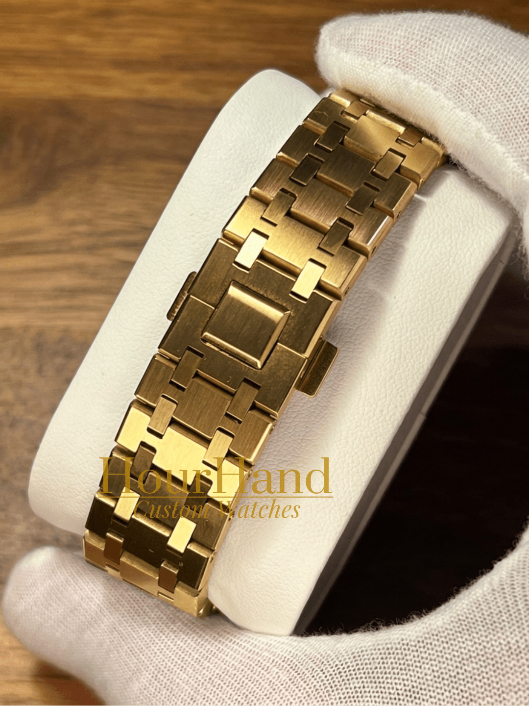 Royal Seikoak | Gold & Black - HourHand Watches