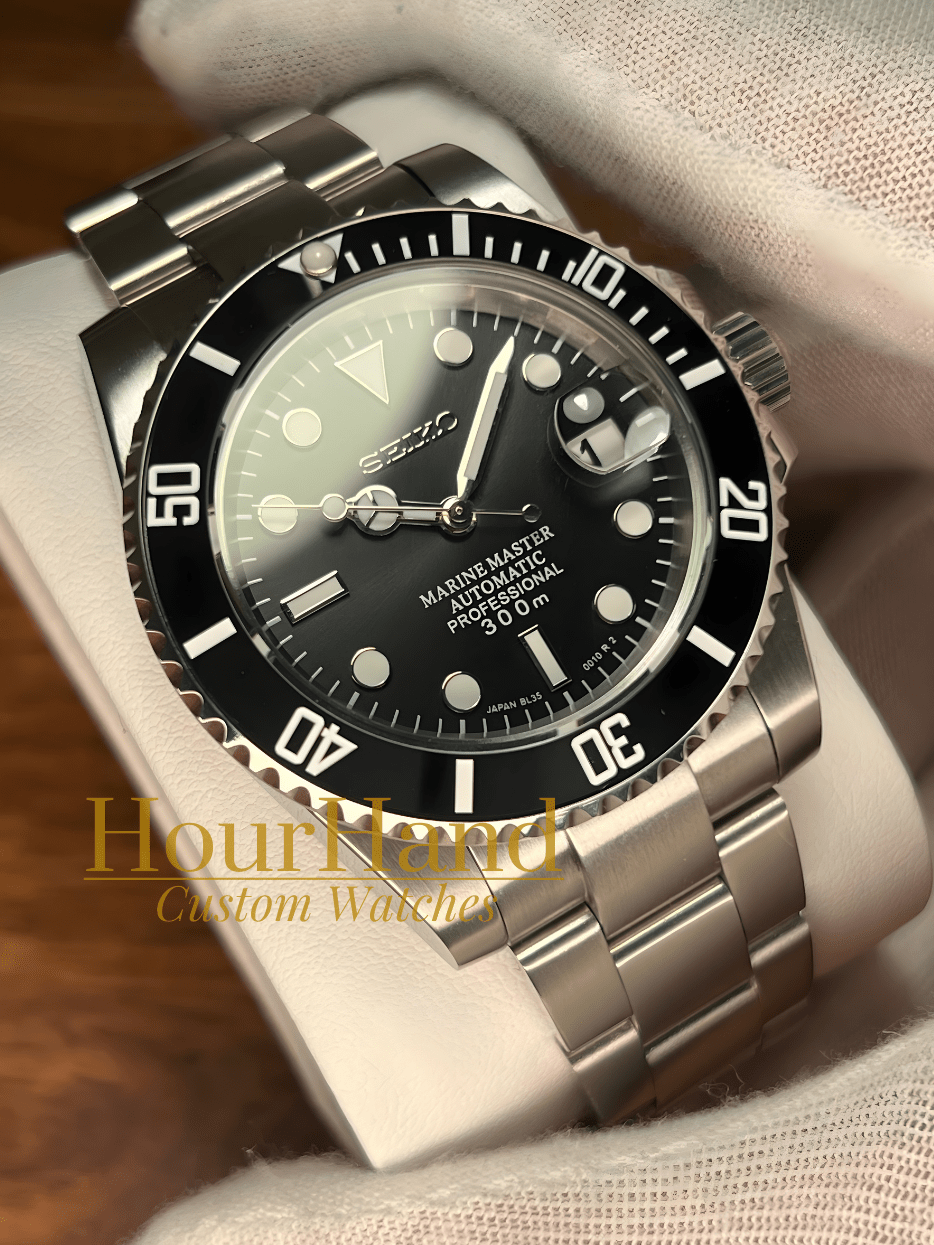 Seikomariner | Classic Black Oyster - HourHand Watches