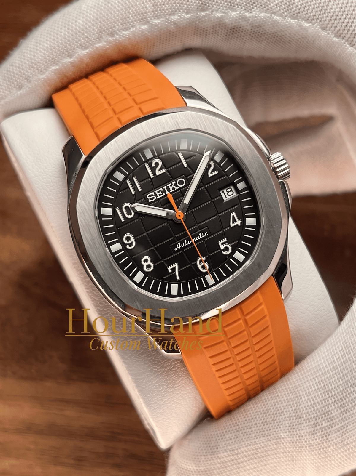Seikonaut | Black Orange - HourHand Watches