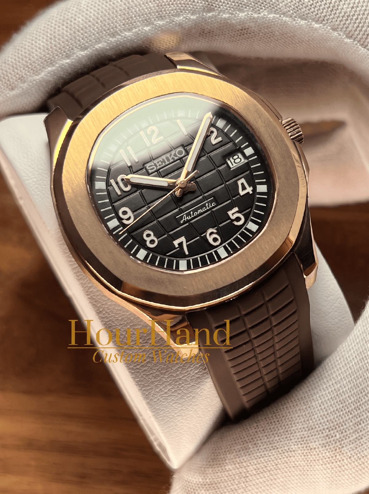 Seikonaut | Rose Gold Black - HourHand Watches
